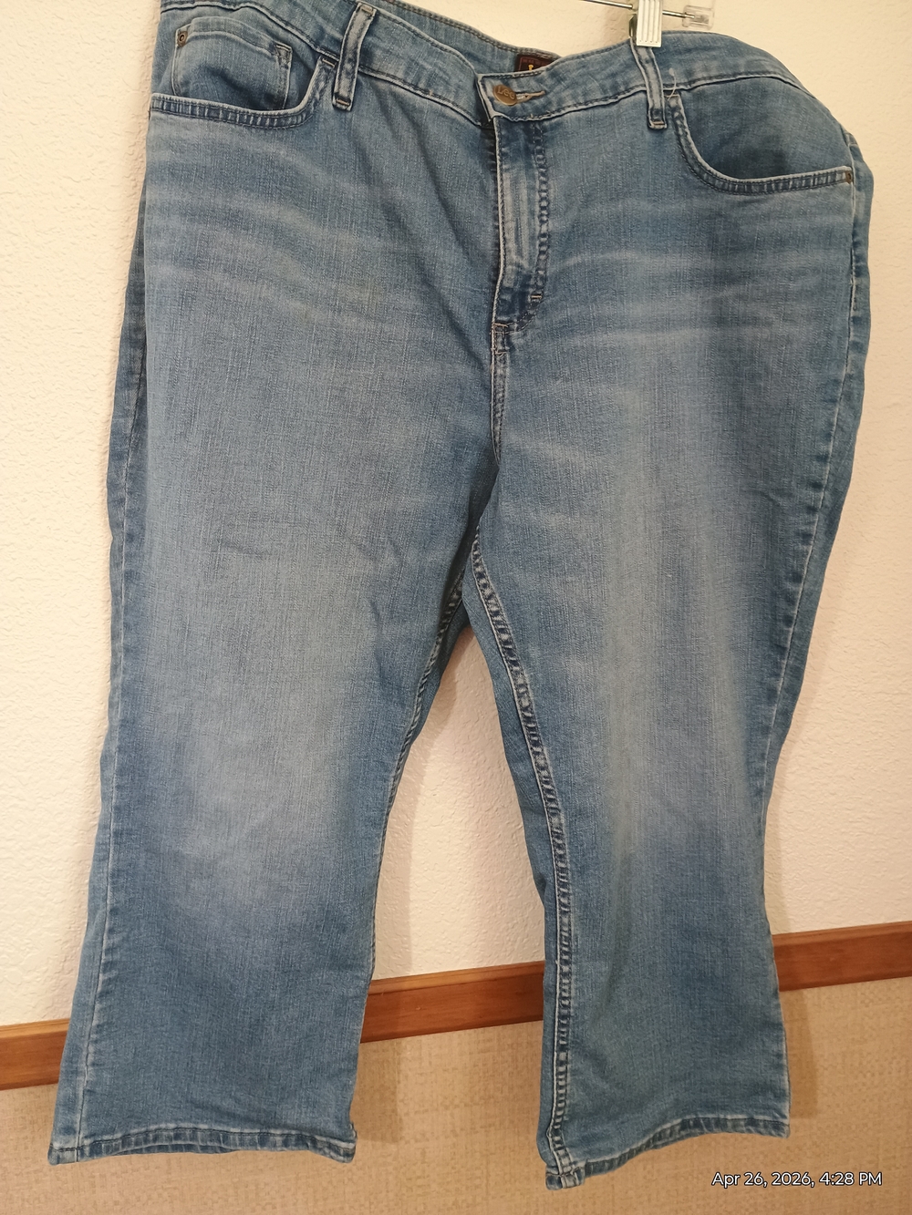 Lee Light Blue Women's Relaxed Capris